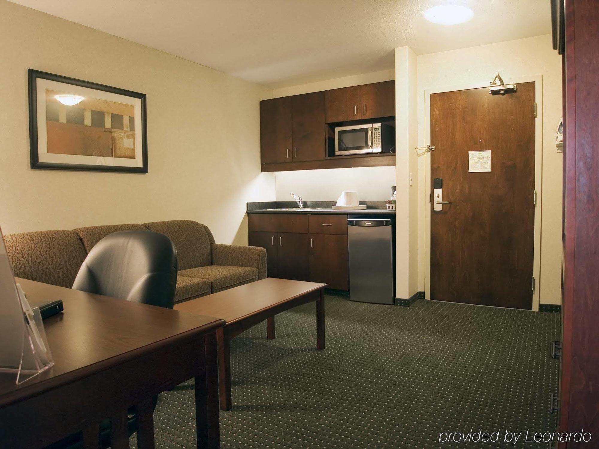 Lakeview Inns & Suites - Slave Lake Pokoj fotografie